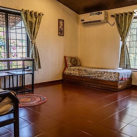 Nysa Villa & Homestay By Stayatlas Igatpuri Buitenkant foto