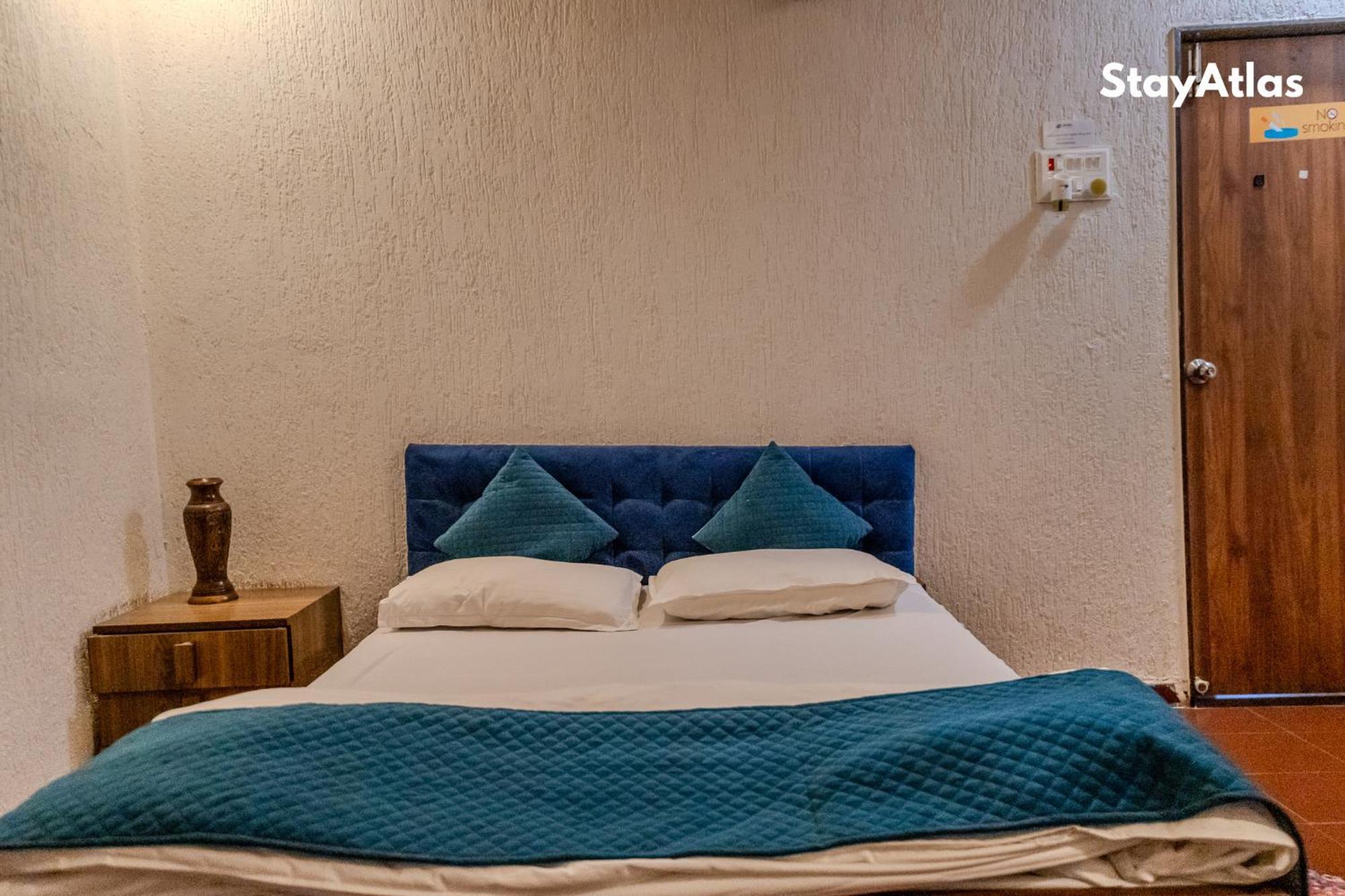 Nysa Villa & Homestay By Stayatlas Igatpuri Buitenkant foto