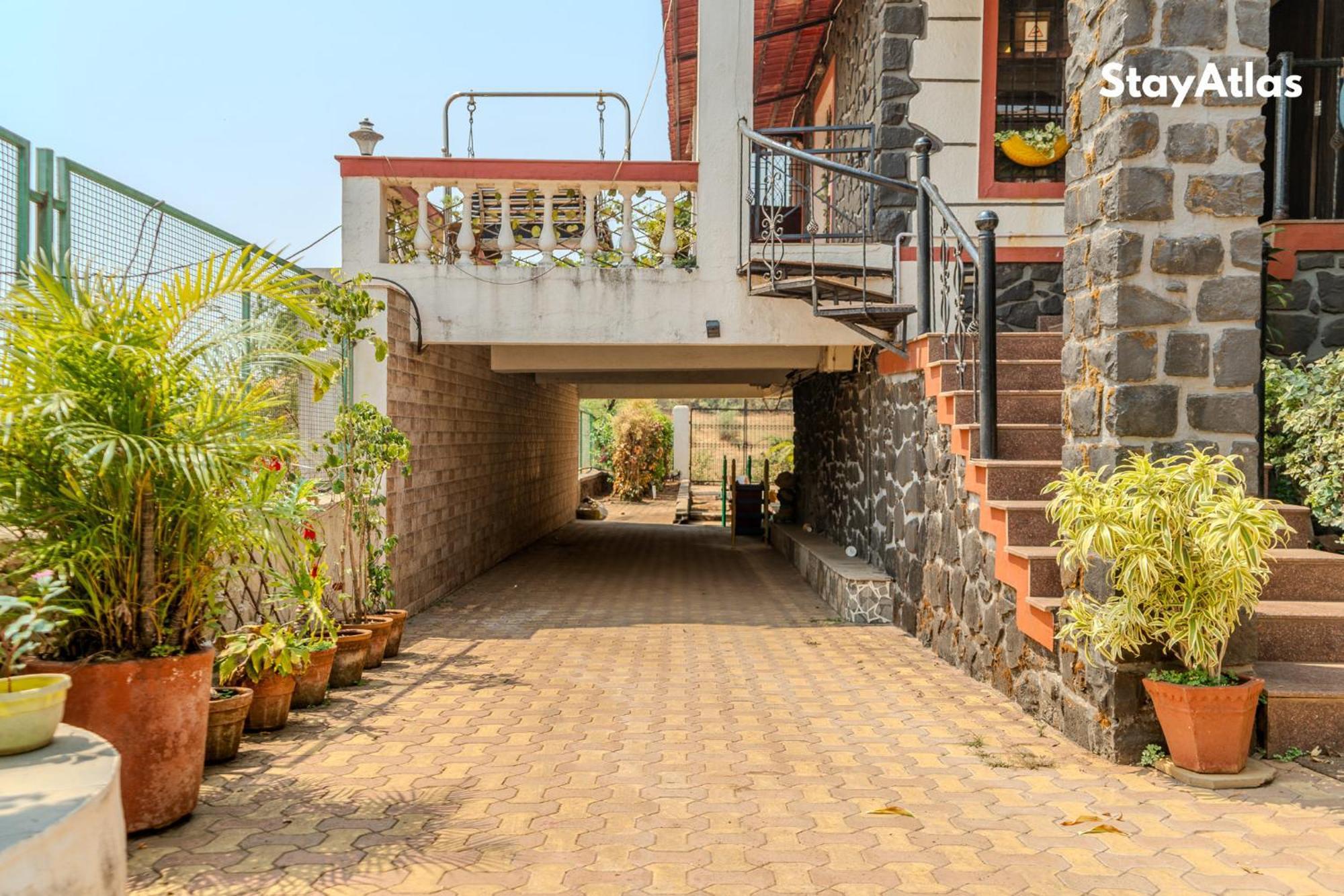 Nysa Villa & Homestay By Stayatlas Igatpuri Buitenkant foto