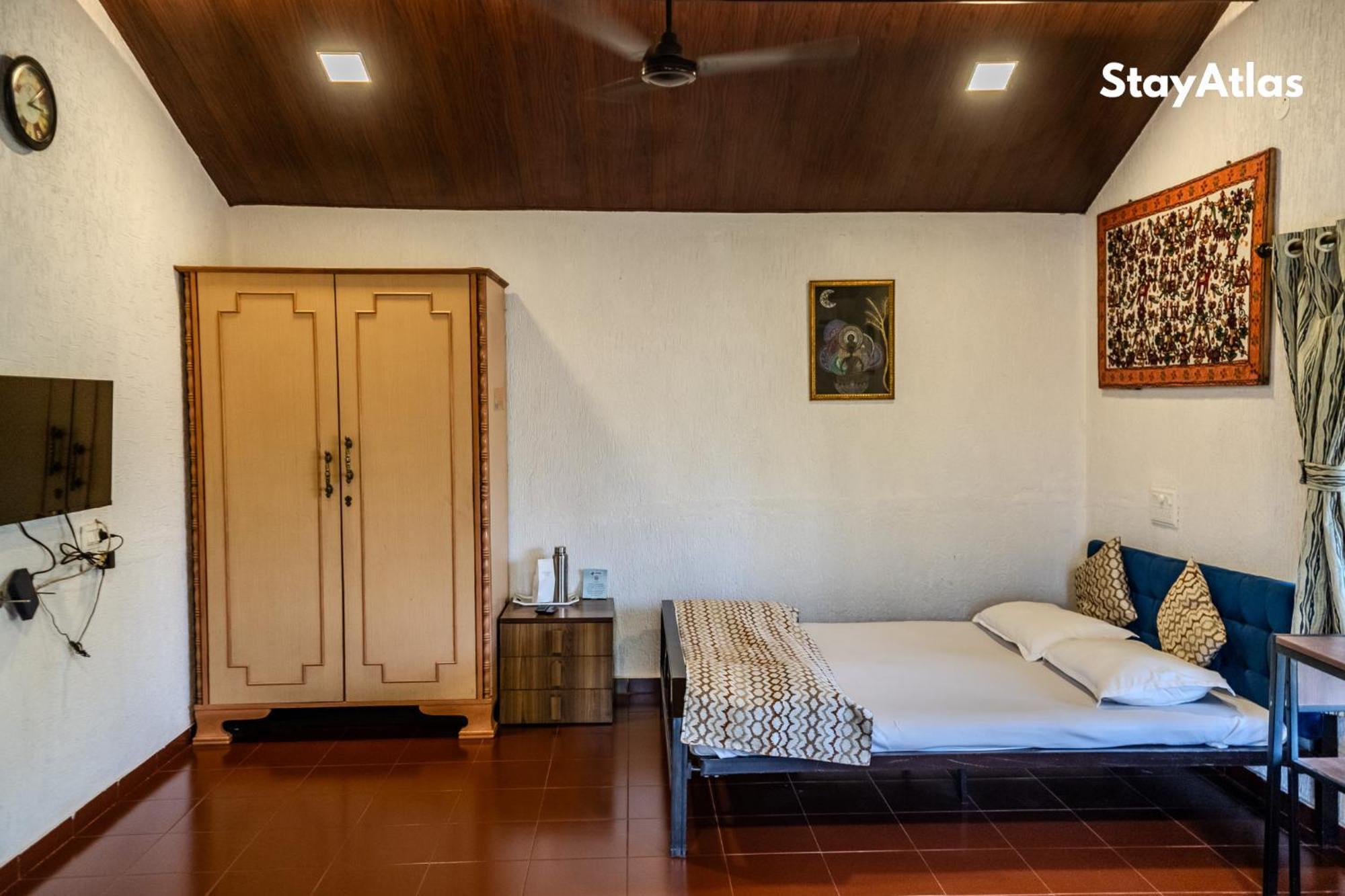 Nysa Villa & Homestay By Stayatlas Igatpuri Buitenkant foto